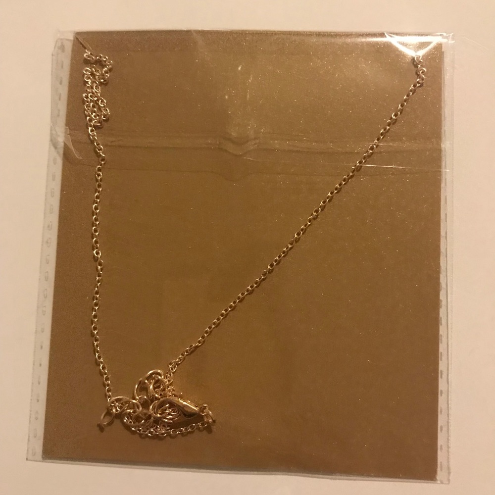 Brand New Rising Star Pendant Necklace - Picture 7 of 8